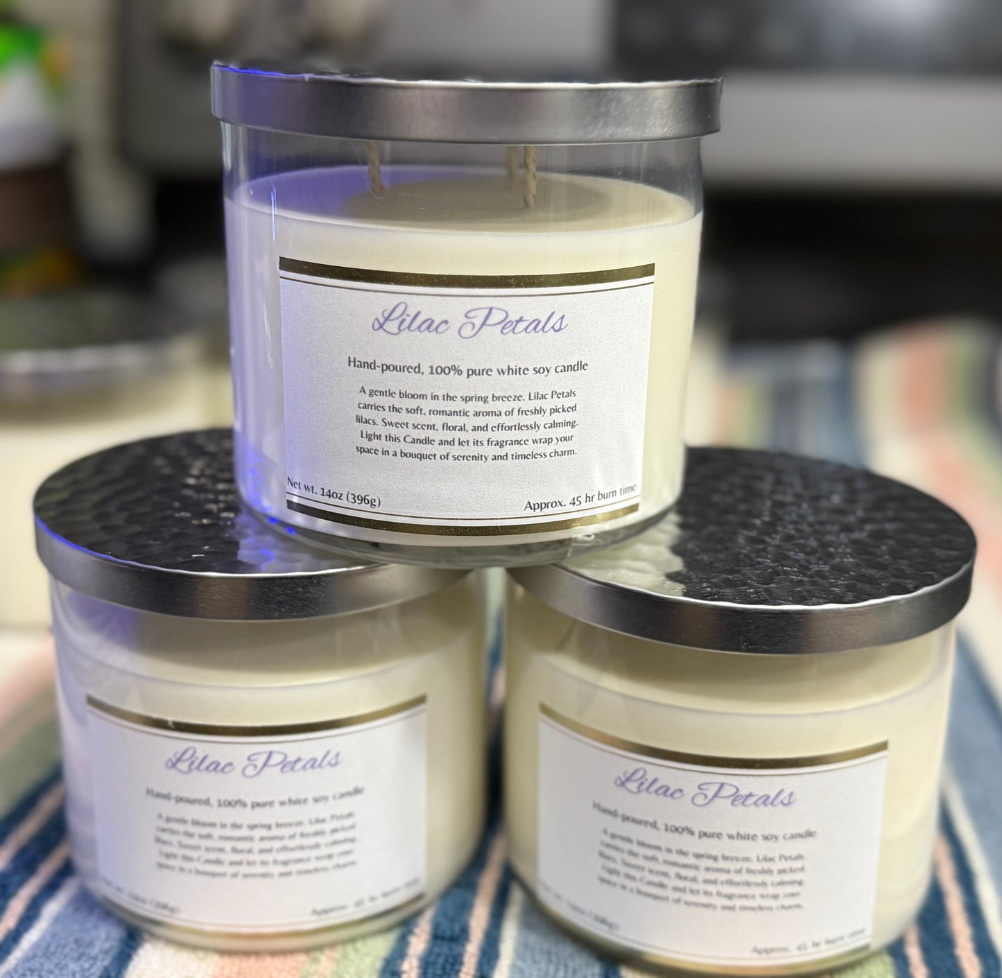 Lilac Petals 14oz candle